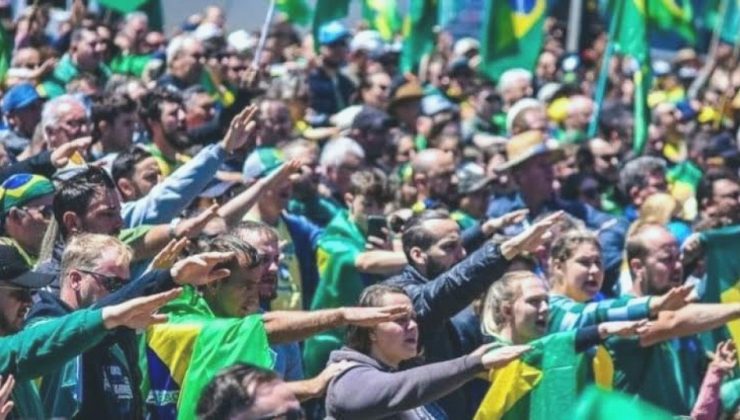 Brezilya’da B﻿olsonaro destekçileri darbe daveti yaptı