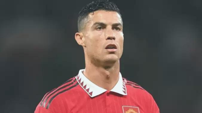 Manchester United, Cristiano Ronaldo İle Yollarını Ayırdığını Açıkladı
