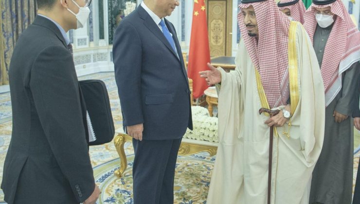 Suudi Arabistan ile Çin ortasında imzalar atıldı
